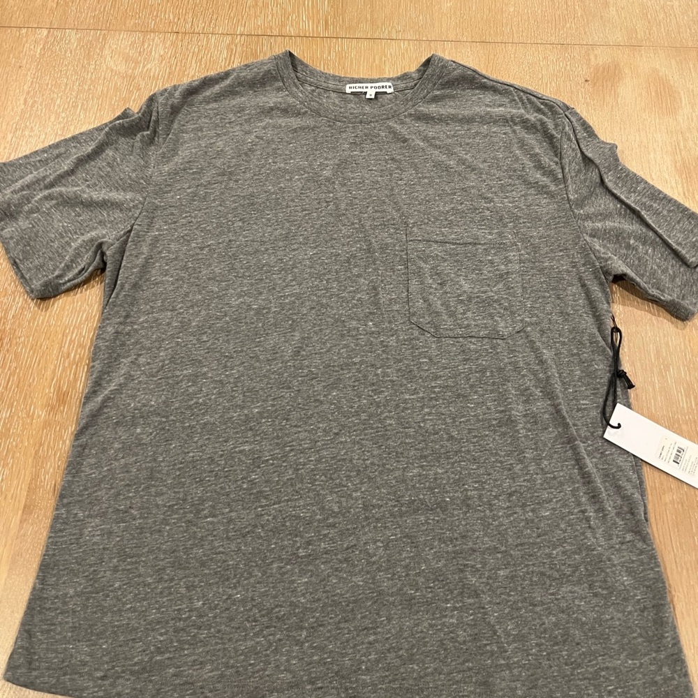 Richer Poorer Gray Crew Neck T-Shirt, Size Small